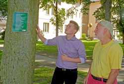 Lindner informiert sich über das Baumkataster der Marktgemeinde Wendelstein