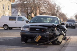 Der erste Autounfall: Tipps um bei einem Autounfall richtig zu handeln!