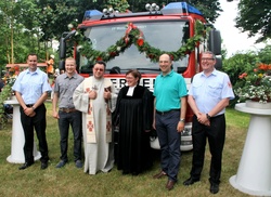 Fahrzeugweihe beim Floriansfest der Freiwilligen Feuerwehr Worzeldorf – CSU Worzeldorf dankt den Feuerwehrmännern für ihren Einsatz
