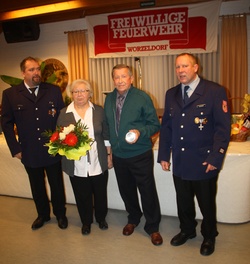 Treue Mitglieder geehrt - Ehrenabend bei der FF Worzeldorf