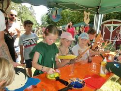 Sommerfest der Kinderbetreuungsstätte Purzelbaum – Ein Tag im Mittelalter
