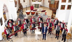 Adventskonzert "Wilde Weihnacht" mit Akkordeon, Orgel und Violine